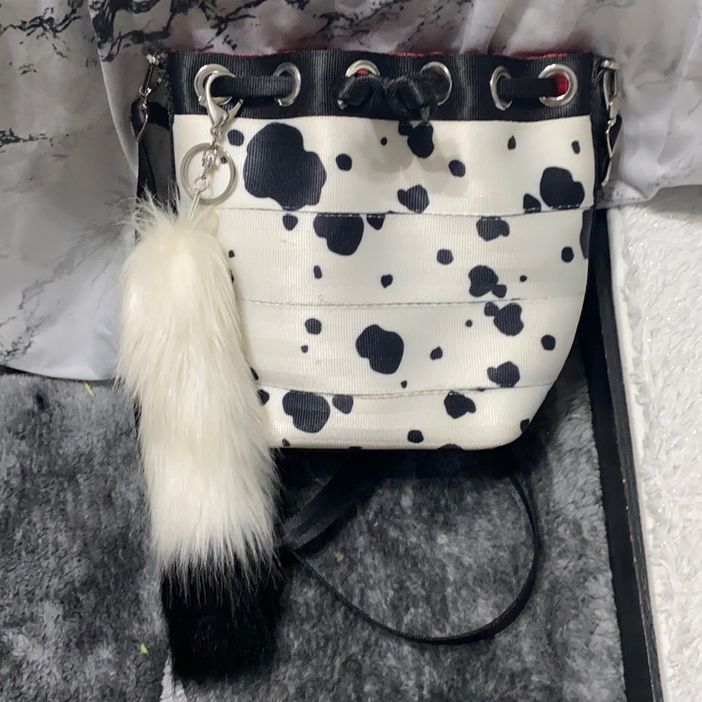 Cruella De Vil Harveys Mini Park Hopper